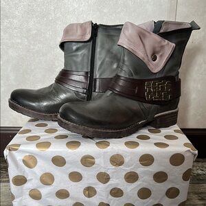 Colima made in Spain ankle boot